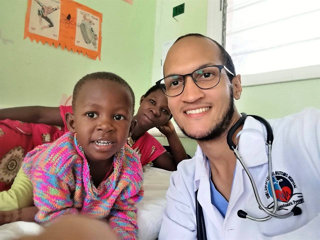 Volunteering as a doctor or Nurse in a hospital