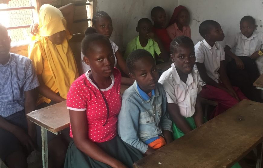 Volunteering as a teacher, Likoni South Coast Kenya – Starting 1 Month