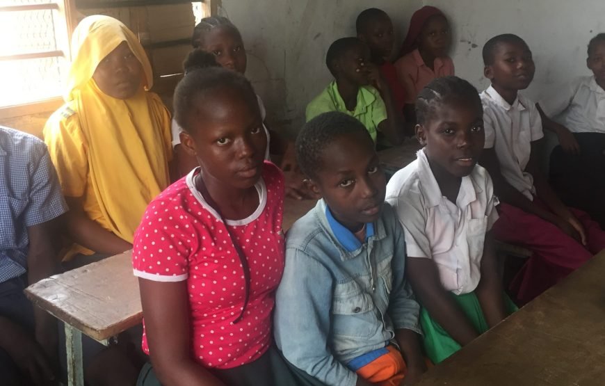 Volunteering as a teacher, Likoni South Coast Kenya – Starting 1 Month